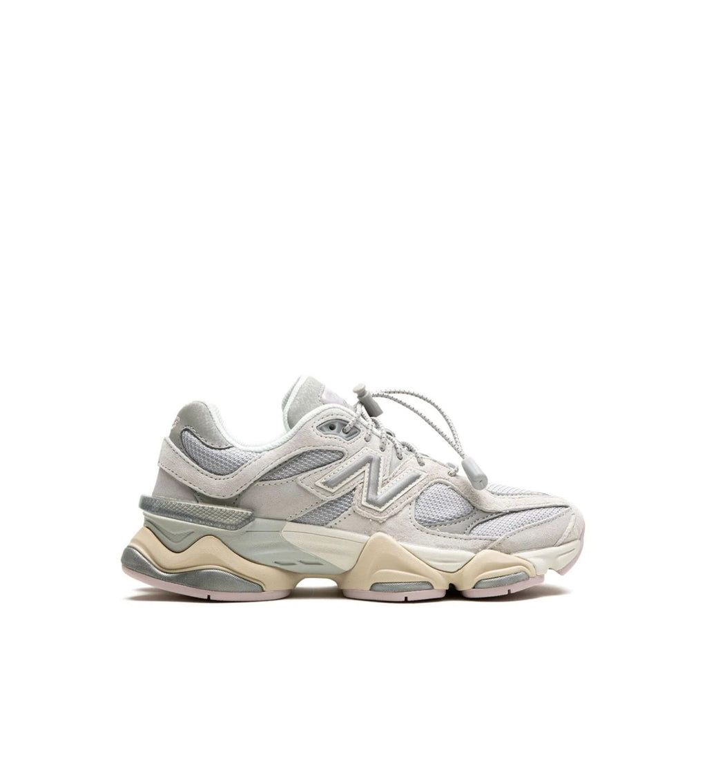 New Balance 9060 Grey