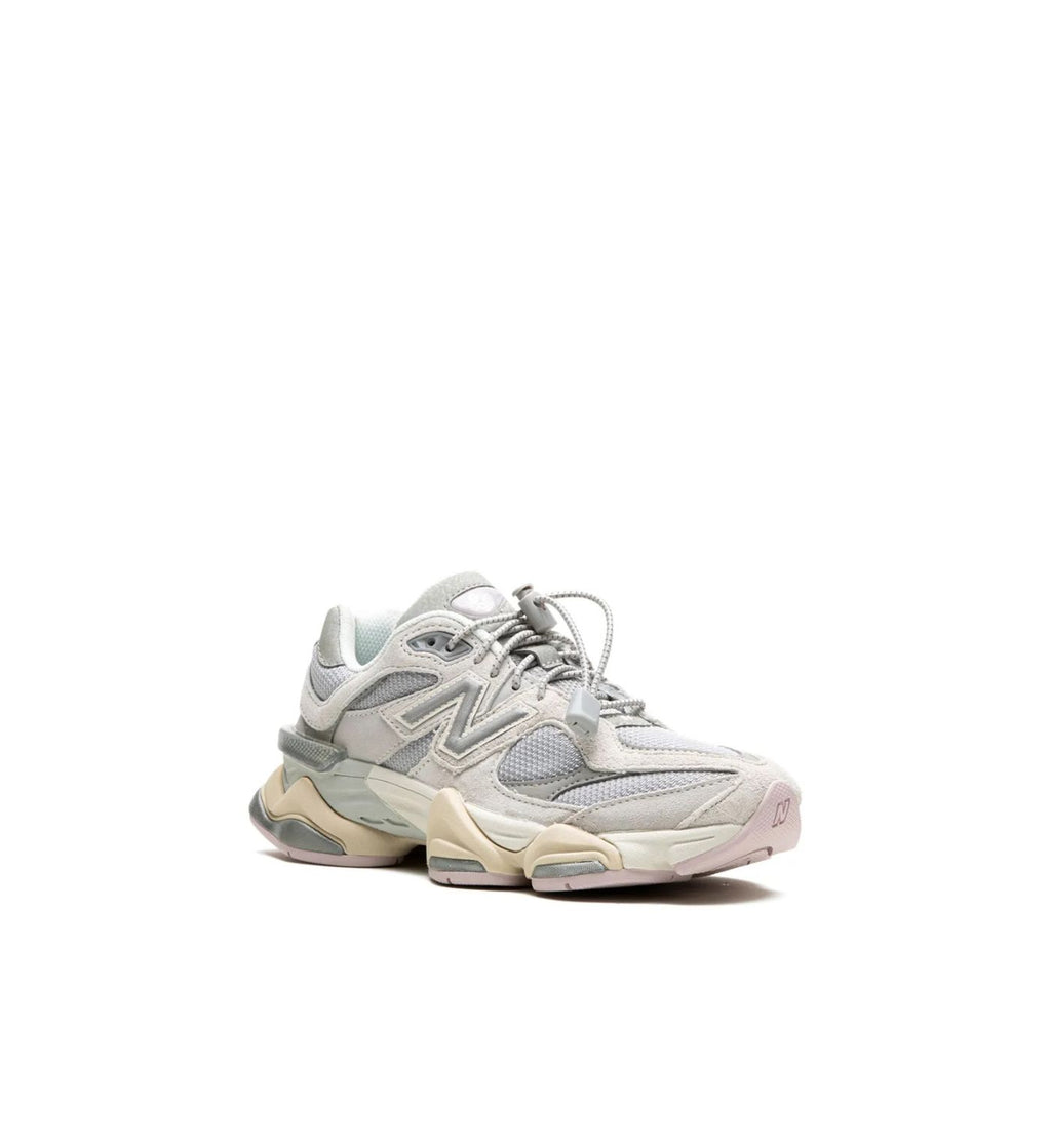 New Balance 9060 Grey