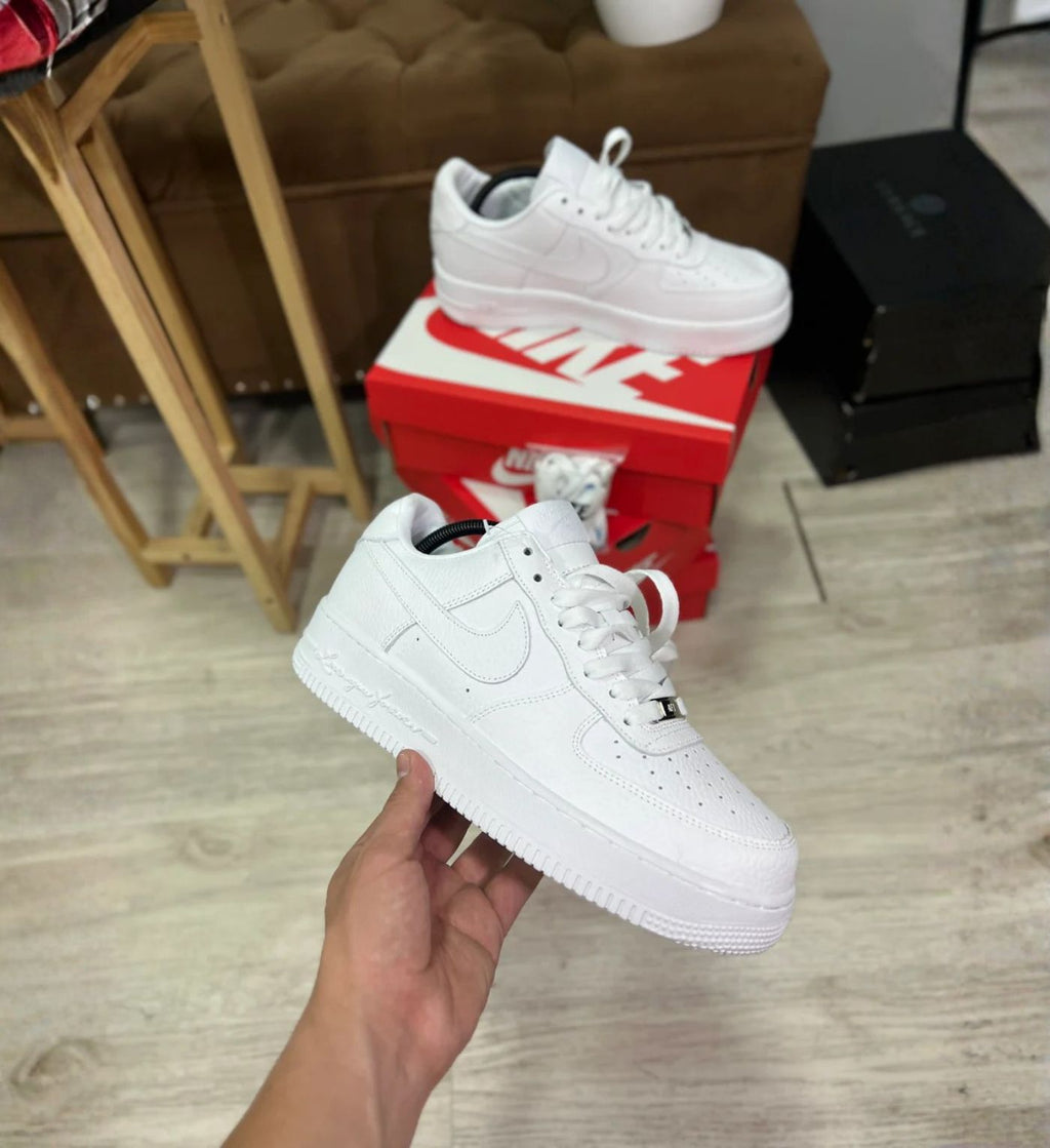 Nike Air Force One Triple White