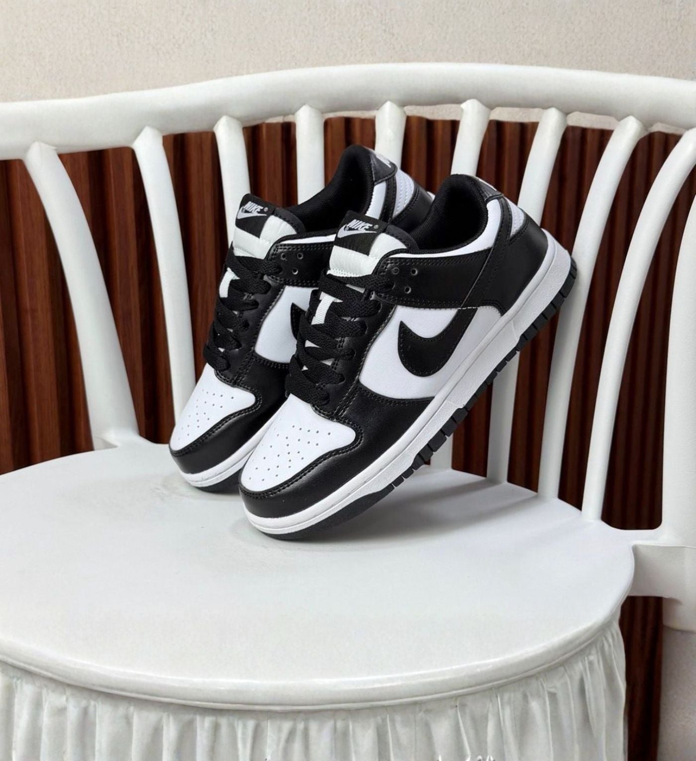 Nike Dunk Low "Panda