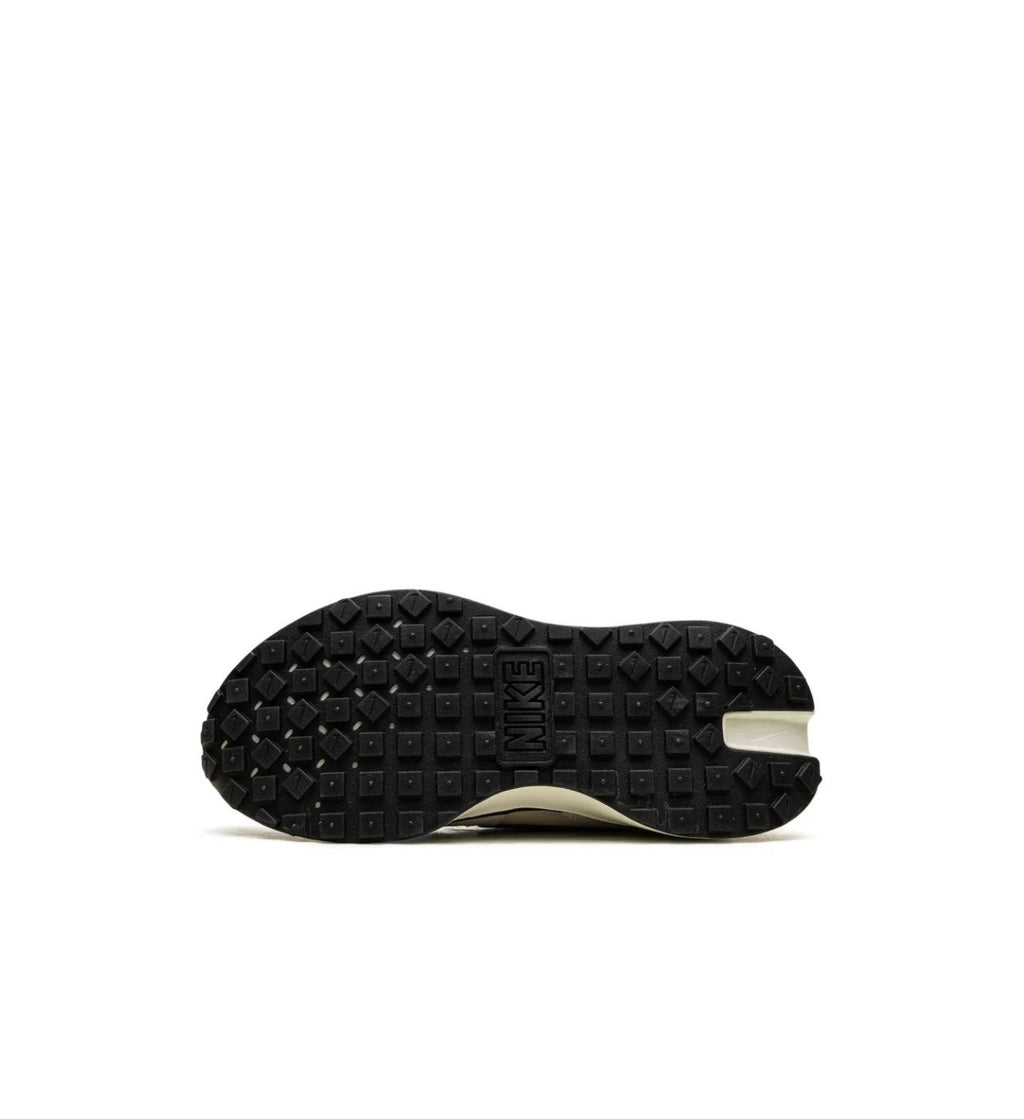 Nike Phoenix Waffle