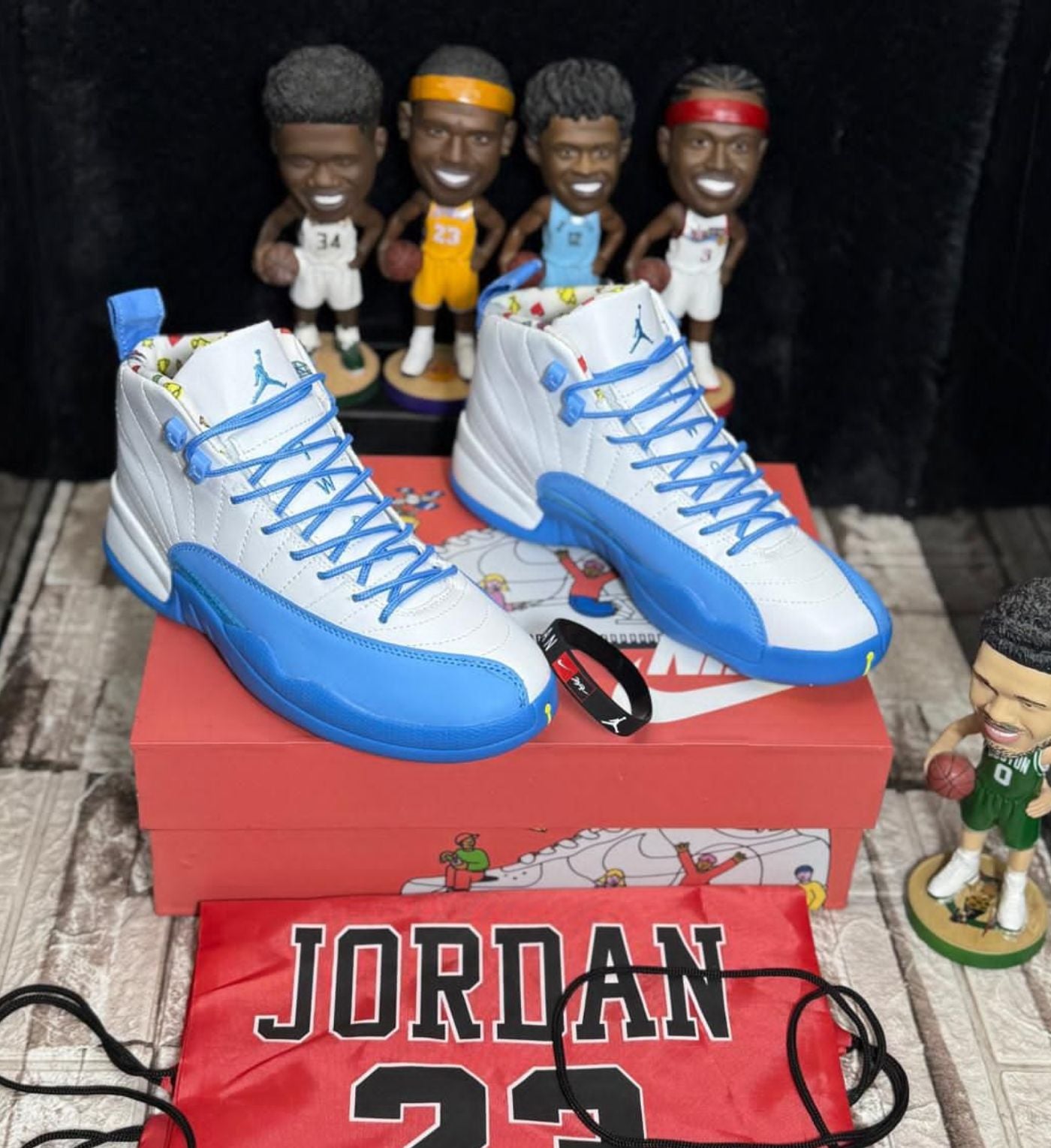 Air Jordan 12 Retro "Blueberry"